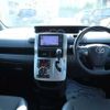 toyota voxy 2013 TE3047 image 12