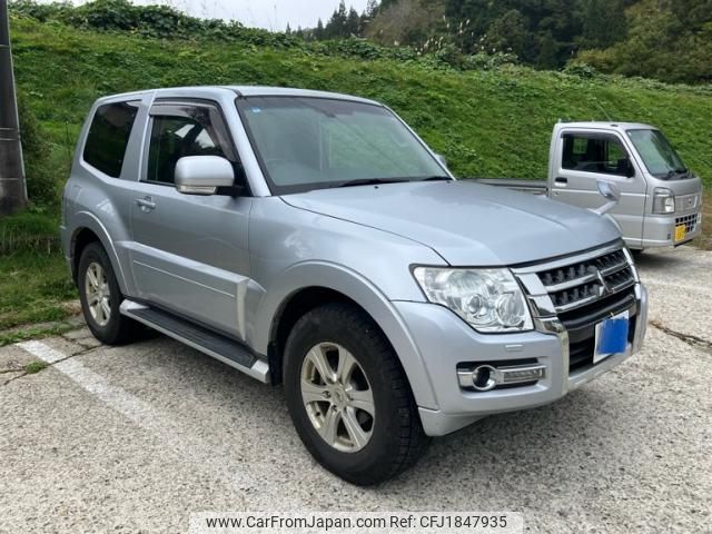 mitsubishi pajero 2015 CFJ1847935 image 1