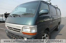 toyota hiace-van 2002 CFJ1690641