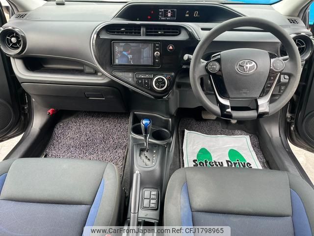 toyota aqua 2017 CFJ1798965 image 2