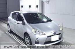 toyota aqua 2012 -TOYOTA 【香川 501ﾆ2833】--AQUA NHP10-6031477---TOYOTA 【香川 501ﾆ2833】--AQUA NHP10-6031477-