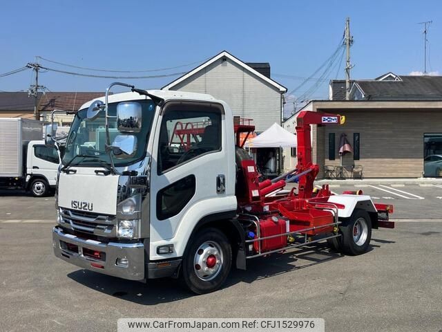isuzu forward 2020 CFJ1529976 image 1