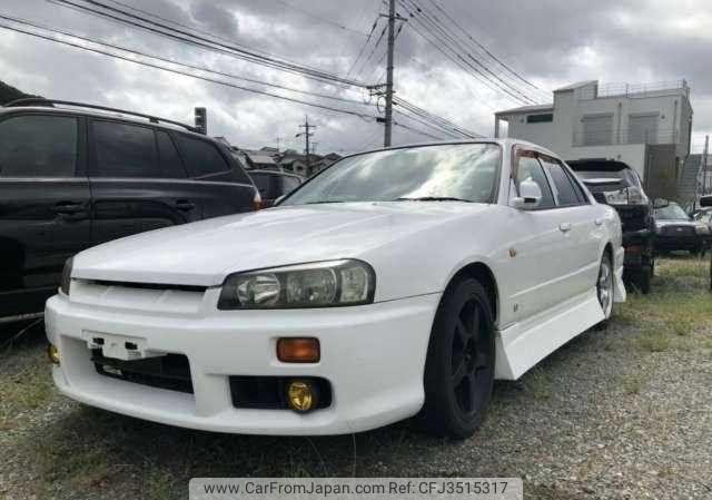 nissan skyline 2000 BD19074K9177R7 image 1