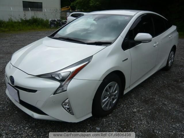 toyota prius 2018 quick_quick_DAA-ZVW50_ZVW50-6140013 image 1