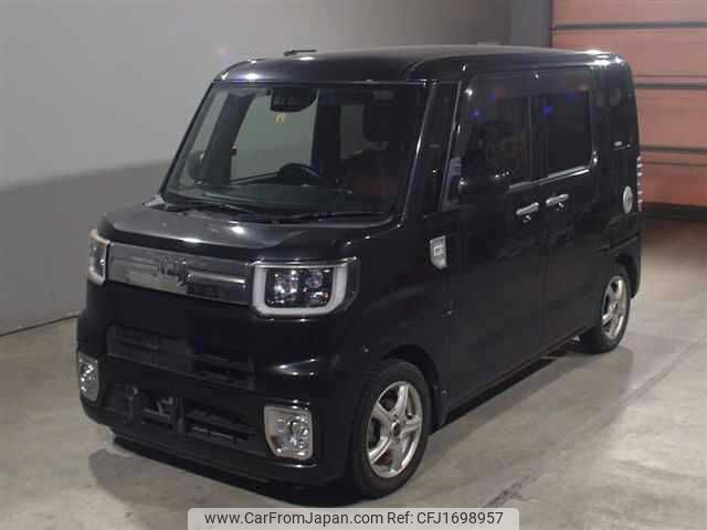 daihatsu wake 2018 CFJ1698957 image 1
