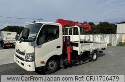 hino dutro 2017 CFJ1706479