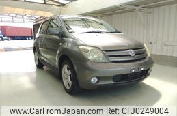 toyota ist 2005 ENHANCEAUTO_1_ea288200