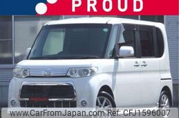 daihatsu tanto 2011 CFJ1596007