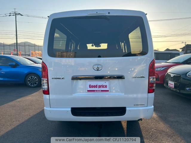 toyota hiace-van 2022 quick_quick_3DF-GDH206V_GDH206V-1074353 image 2