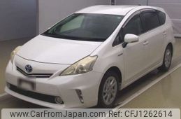 toyota prius-α 2012 CFJ1262614
