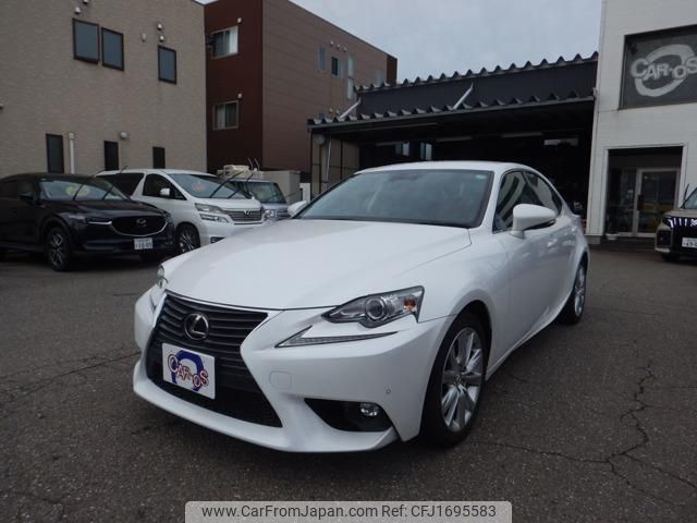 lexus is 2015 CFJ1695583 image 1