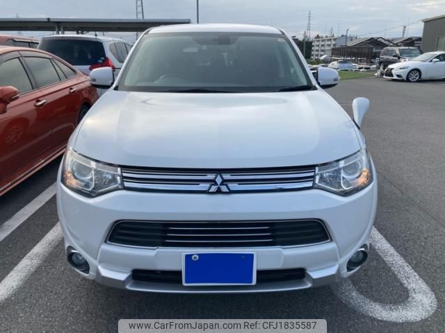 mitsubishi outlander-phev 2014 CFJ1835587 image 1