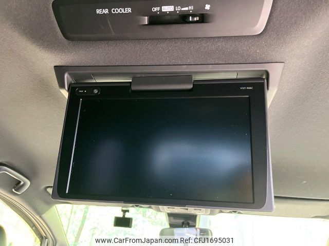 toyota voxy 2017 CFJ1695031 image 2