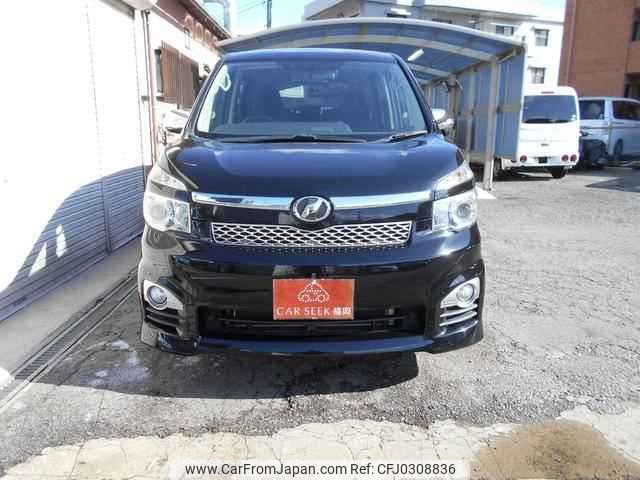 toyota voxy 2012 TE5636 image 1