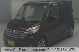 nissan dayz-roox 2015 CFJ1541470