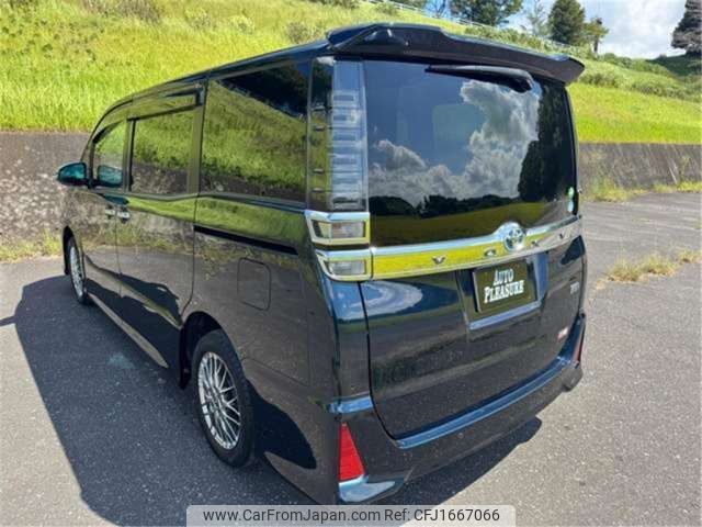 toyota voxy 2020 CFJ1667066 image 2
