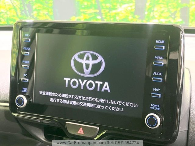 toyota yaris-cross 2023 CFJ1584724 image 2