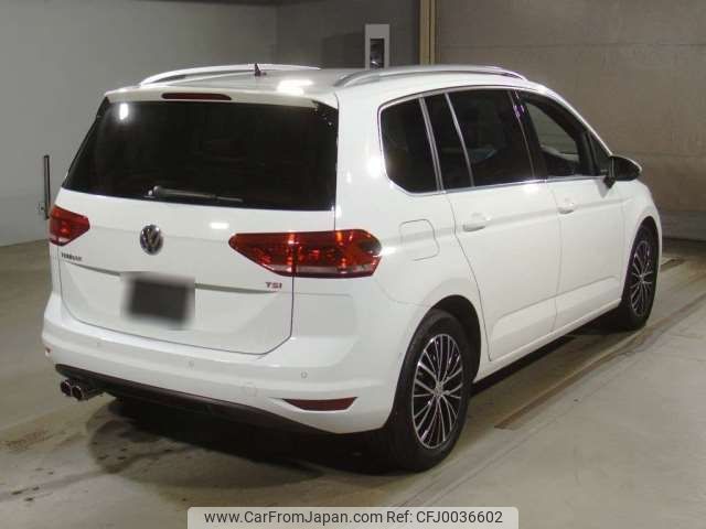 volkswagen golf-touran 2017 -VOLKSWAGEN--VW Golf Touran DBA-1TCZD--WVGZZZ1TZJW001868---VOLKSWAGEN--VW Golf Touran DBA-1TCZD--WVGZZZ1TZJW001868- image 2