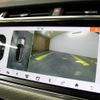 land-rover range-rover-velar 2017 quick_quick_LY2NA_SALYA2ANOJA738102 image 14