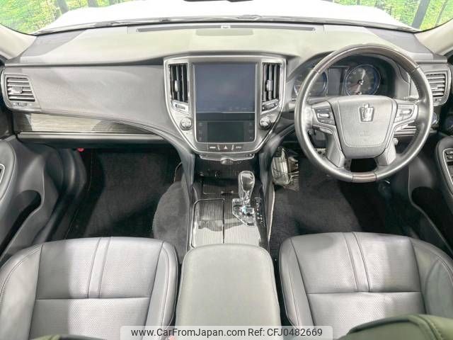 toyota crown 2018 -TOYOTA--Crown DAA-AWS211--AWS211-6011392---TOYOTA--Crown DAA-AWS211--AWS211-6011392- image 2