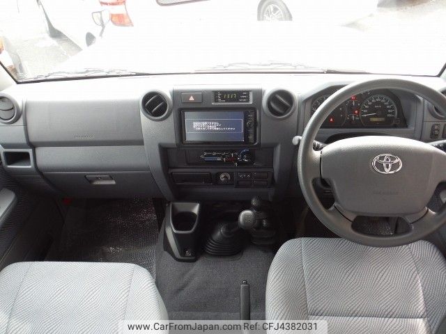 toyota land-cruiser 2015 -TOYOTA--Land Cruiser CBF-GRJ79K--GRJ79-1002585---TOYOTA--Land Cruiser CBF-GRJ79K--GRJ79-1002585- image 2