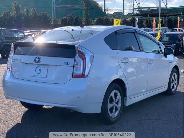 toyota prius 2013 -TOYOTA--Prius ZVW30--ZVW30-5590779---TOYOTA--Prius ZVW30--ZVW30-5590779- image 2