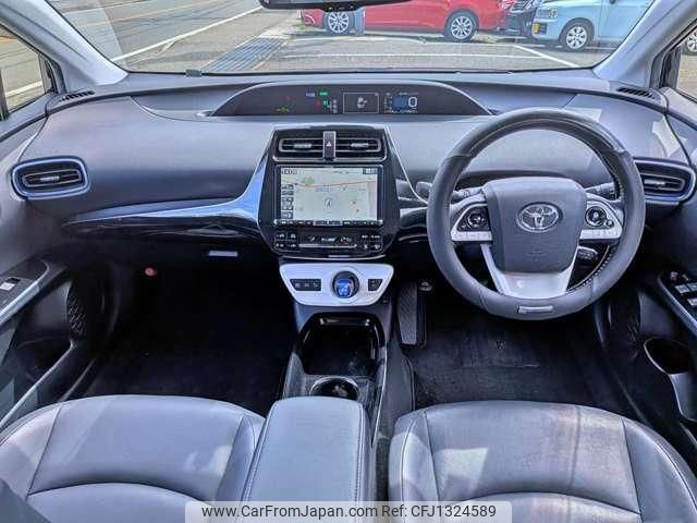 toyota prius 2018 quick_quick_DAA-ZVW51_ZVW51-8045011 image 2