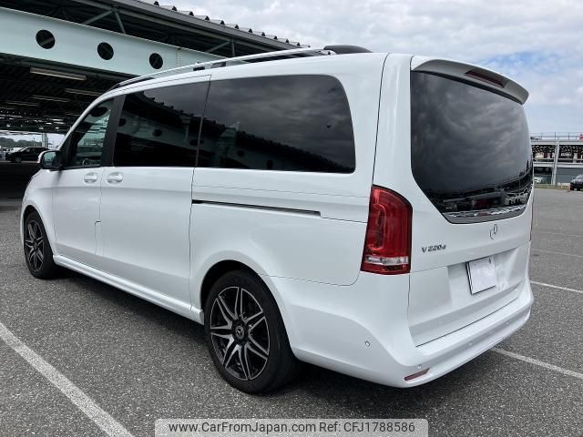 mercedes-benz v-class 2022 CFJ1788586 image 2