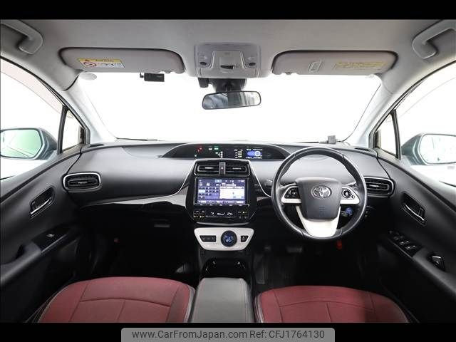toyota prius-phv 2017 CFJ1764130 image 2