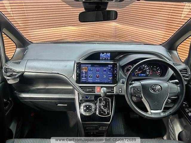 toyota voxy 2019 -TOYOTA--Voxy DBA-ZRR80W--ZRR80-0543238---TOYOTA--Voxy DBA-ZRR80W--ZRR80-0543238- image 2