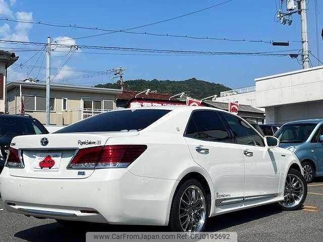 toyota crown 2017 504928-924030 image 2