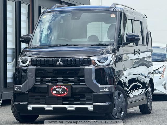 mitsubishi delica 2023 CFJ1764487 image 1