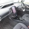 toyota prius-phv 2017 quick_quick_DLA-ZVW52_ZVW52-3035217 image 13