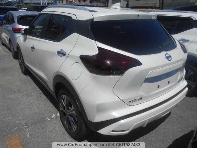 nissan nissan-others 2021 CFJ1582433 image 2