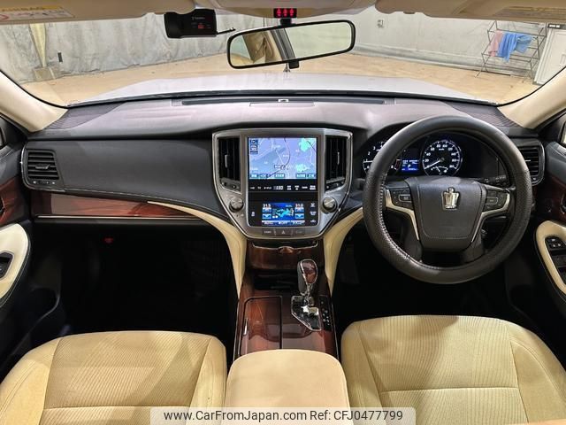 toyota crown 2015 quick_quick_GRS210_GRS210-6017629 image 2