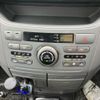 toyota voxy 2005 -TOYOTA--Voxy CBA-AZR65G--AZR65-0109215---TOYOTA--Voxy CBA-AZR65G--AZR65-0109215- image 25