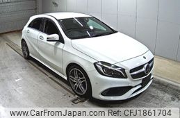 mercedes-benz a-class 2018 CFJ1861704