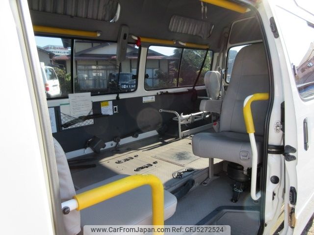 2004 Toyota Hiace Commuter KG-LH186B 4WD - Car Price $4,985