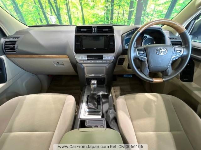 toyota land-cruiser-prado 2018 -TOYOTA--Land Cruiser Prado LDA-GDJ150W--GDJ150-0031410---TOYOTA--Land Cruiser Prado LDA-GDJ150W--GDJ150-0031410- image 2