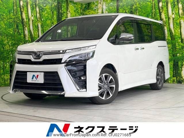 toyota voxy 2018 -TOYOTA--Voxy DBA-ZRR80W--ZRR80-0458386---TOYOTA--Voxy DBA-ZRR80W--ZRR80-0458386- image 1