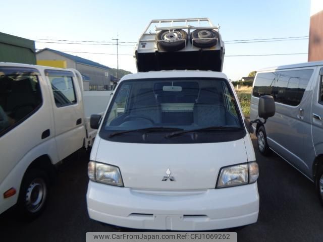 mitsubishi delica-truck 2002 quick_quick_GC-SK82TM_SK82TM-200642 image 2