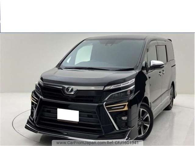toyota voxy 2018 CFJ1601341 image 1