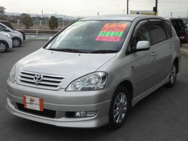 toyota ipsum 2003 2455216-1551409 image 1