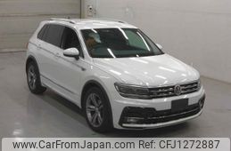 volkswagen tiguan 2018 quick_quick_ABA-5NCZE_WVGZZZ5NZJW393841