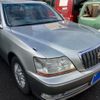 toyota crown-majesta 2000 CFJ1896890 image 2