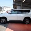 toyota land-cruiser-prado 2020 24940609 image 4