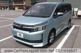 toyota voxy 2015 CFJ1656607