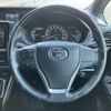 toyota esquire 2016 quick_quick_DAA-ZWR80G_ZWR80-0221678 image 17