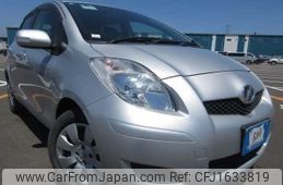 toyota vitz 2009 CFJ1633819