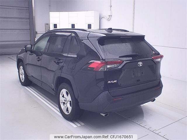 toyota rav4 2021 CFJ1670651 image 2